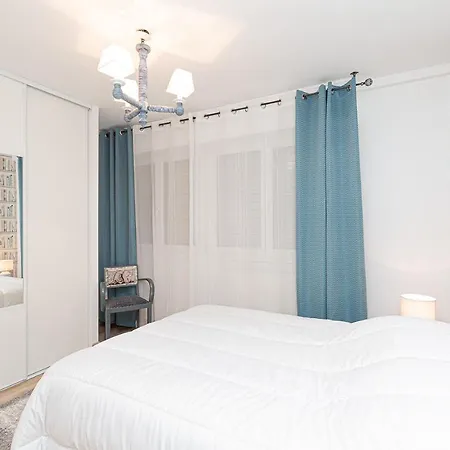 Le Petit Clément - F2- 39m2 - - Proche Gare Et Centre Pompidou Avec Parking Public Apartamento *